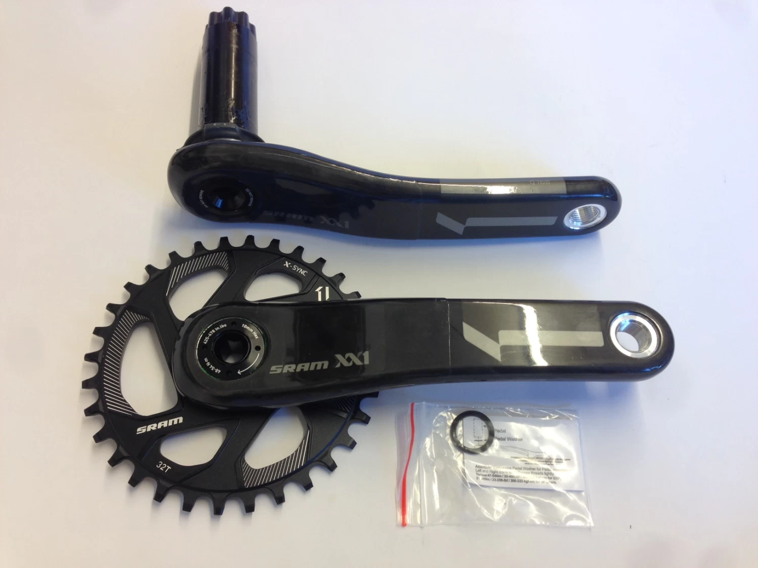Sram XX1 BB30 32 Z. Direct Mount Black Q-Faktor 168mm, LĂ€nge 175mm Kurbel